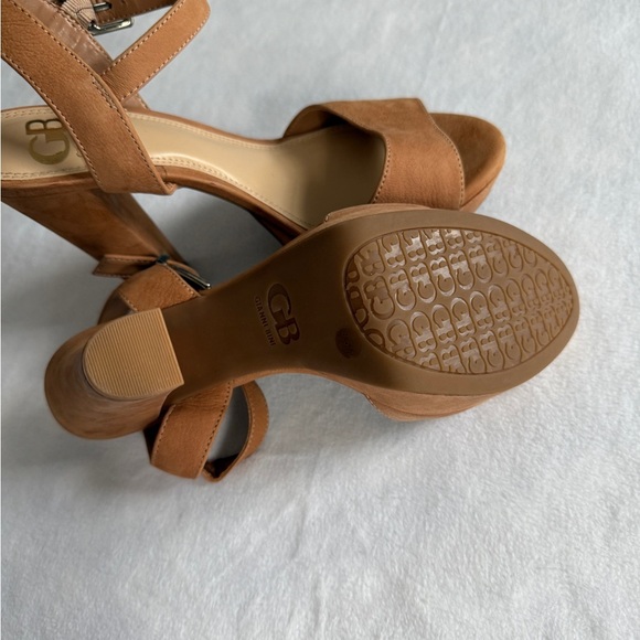 Gianni Bini Tan Strappy Heels - Size 8.5 - Picture 7 of 8